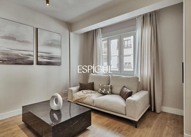 3 slaapkamer Flat te koop in Lista, Madrid stad met garage - € 1.809.000 (Ref: 10016253)