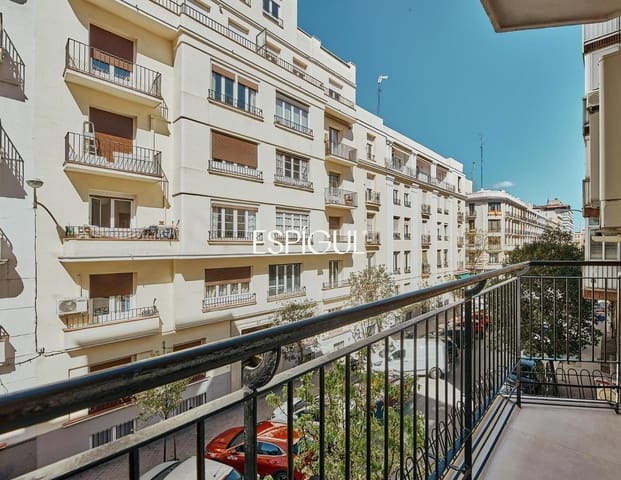 3 slaapkamer Flat te koop in Lista, Madrid stad met garage - € 1.809.000 (Ref: 10016253)