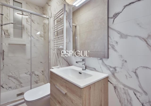 2 bedroom Flat for sale in Goya, Madrid city - € 589,000 (Ref: 10016254)