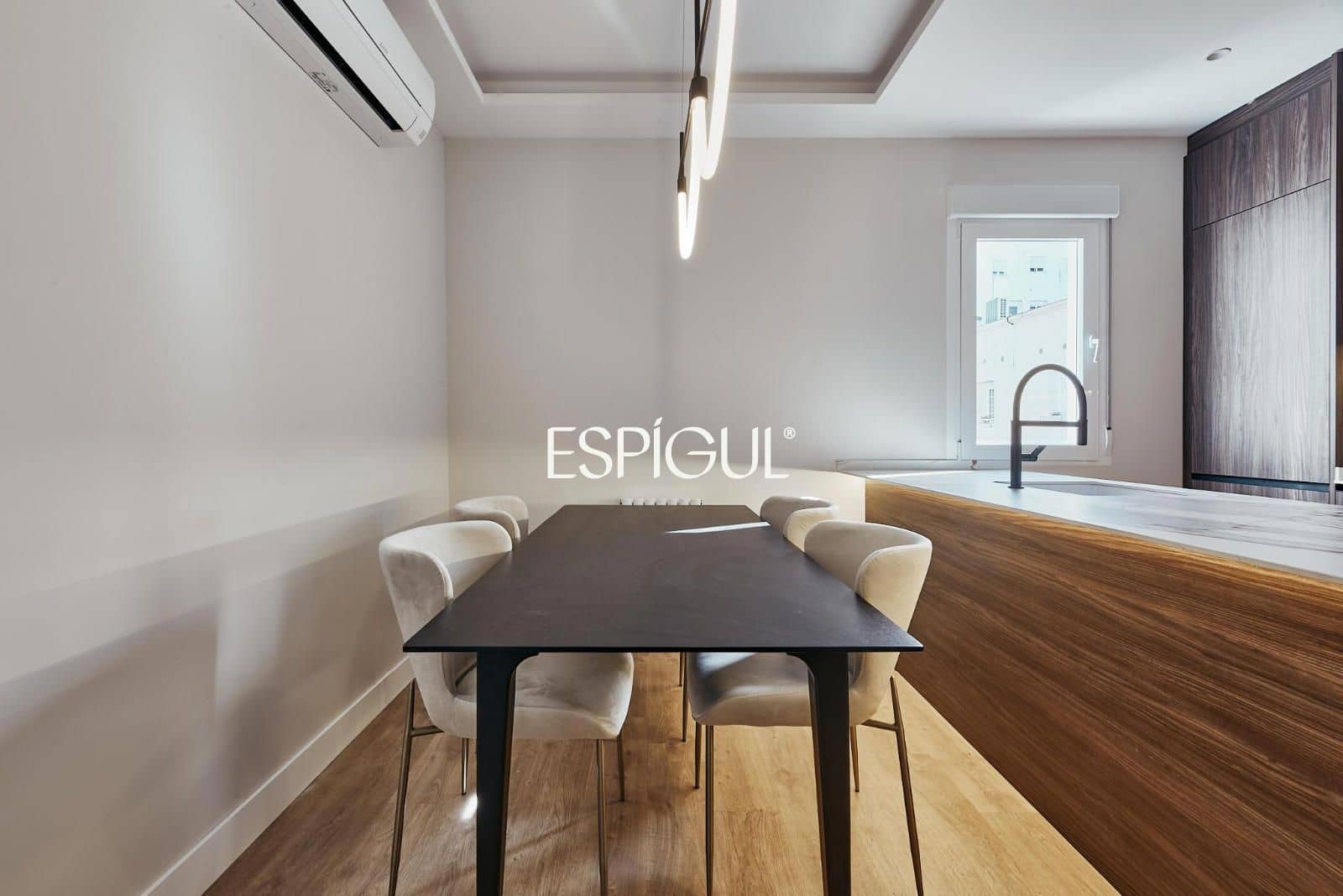 2 slaapkamer Flat te koop in Madrid stad - € 1.079.000 (Ref: 10016255)