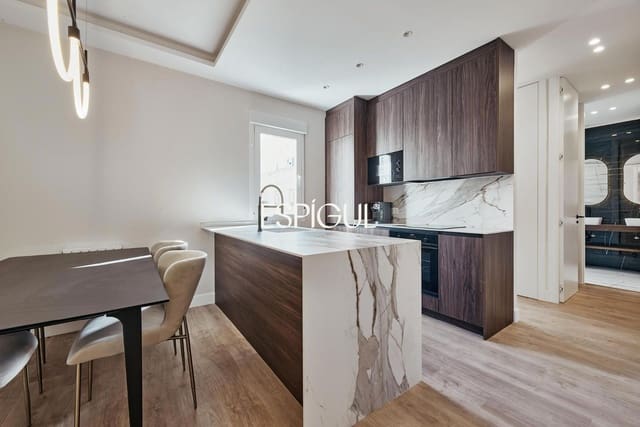 2 slaapkamer Flat te koop in Ibiza, Madrid stad - € 1.079.000 (Ref: 10016255)