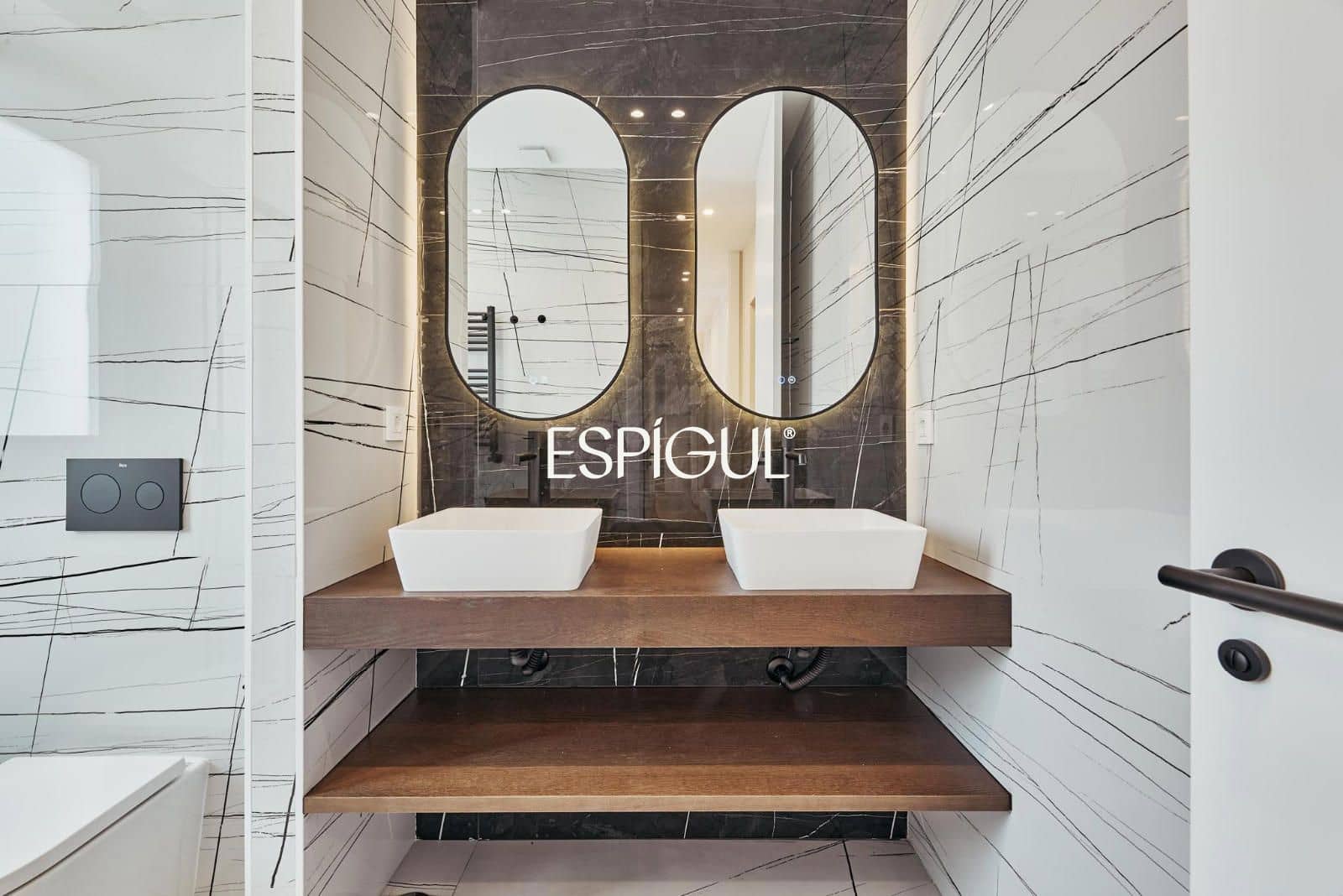2 slaapkamer Flat te koop in Madrid stad - € 1.079.000 (Ref: 10016255)