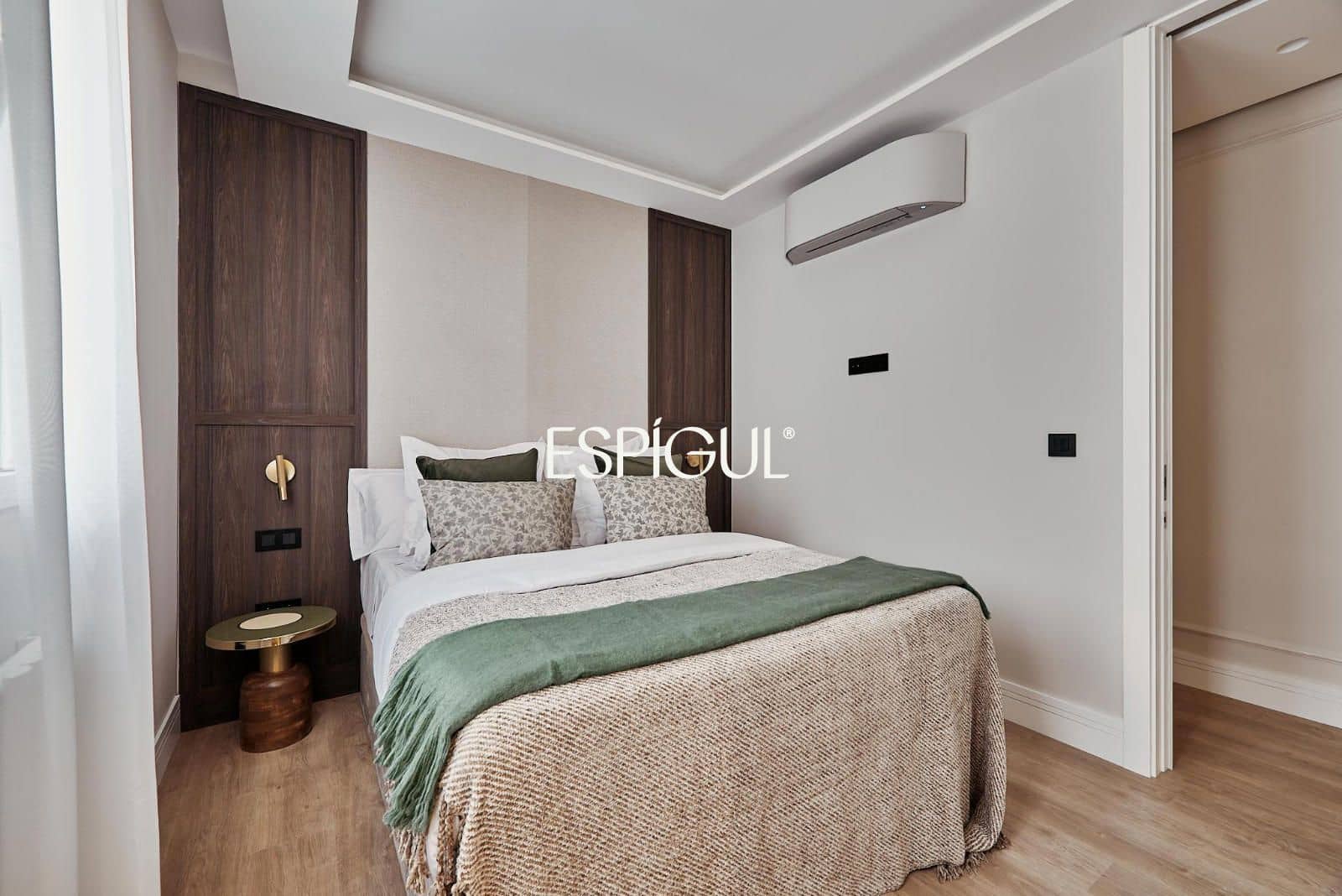 Piso de 3 habitaciones en Madrid ciudad en venta - 1.459.000 € (Ref: 10016257)