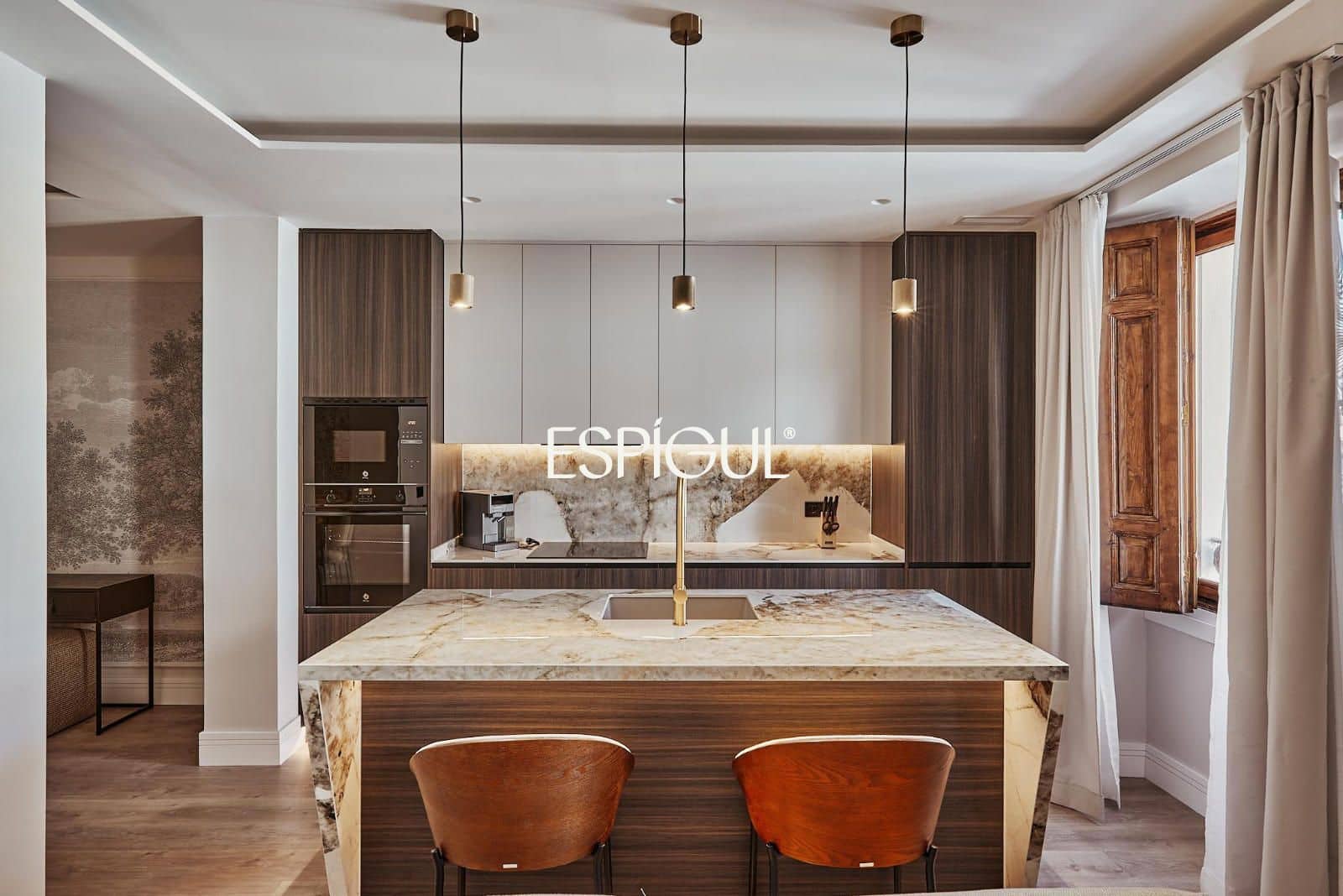 Piso de 3 habitaciones en Madrid ciudad en venta - 1.459.000 € (Ref: 10016257)