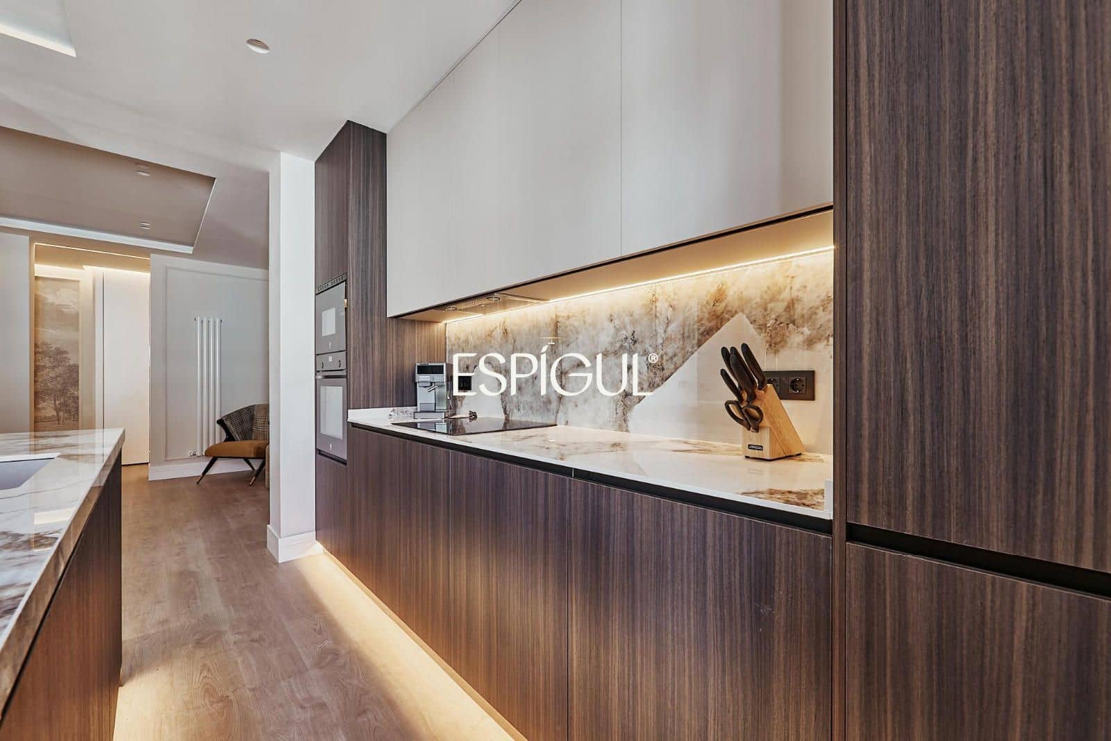 Piso de 3 habitaciones en Madrid ciudad en venta - 1.459.000 € (Ref: 10016257)