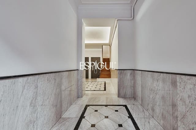 Piso de 3 habitaciones en Universidad, Madrid ciudad en venta - 1.459.000 € (Ref: 10016257)