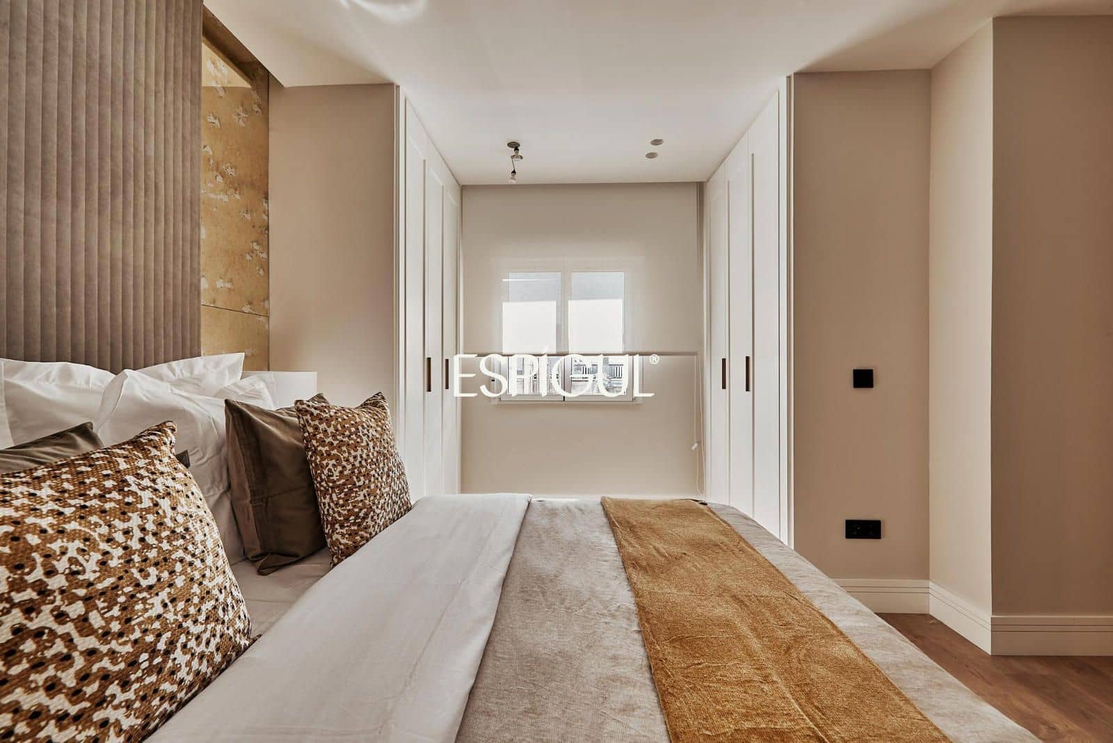 Piso de 3 habitaciones en Madrid ciudad en venta - 1.459.000 € (Ref: 10016257)