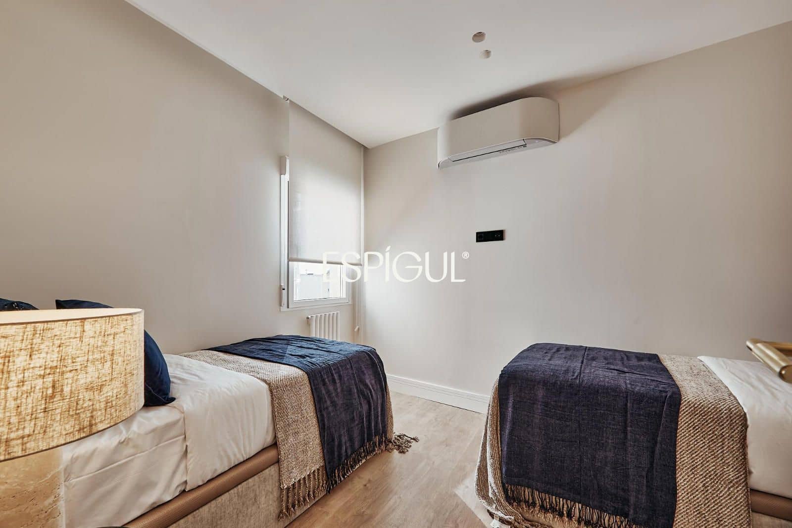 Piso de 3 habitaciones en Madrid ciudad en venta - 1.459.000 € (Ref: 10016257)