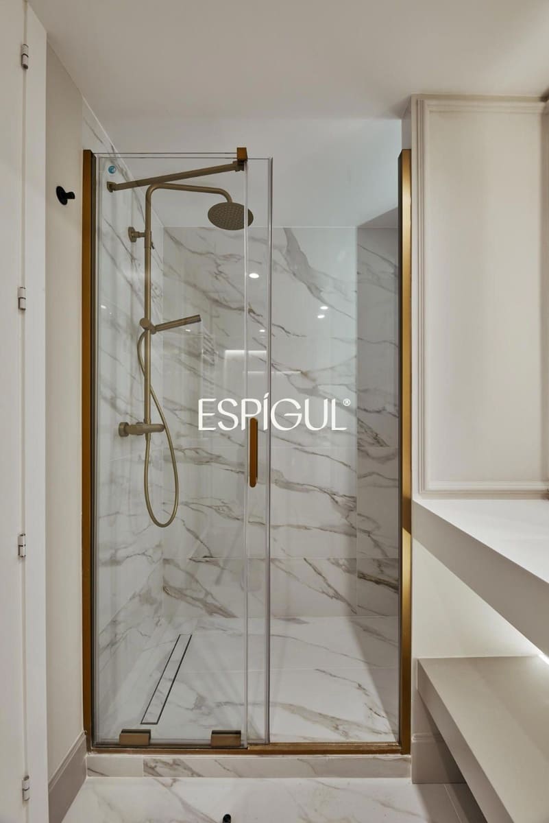 2 soveværelse Lejlighed til salg i Madrid by - € 1.859.000 (Ref: 10016258)