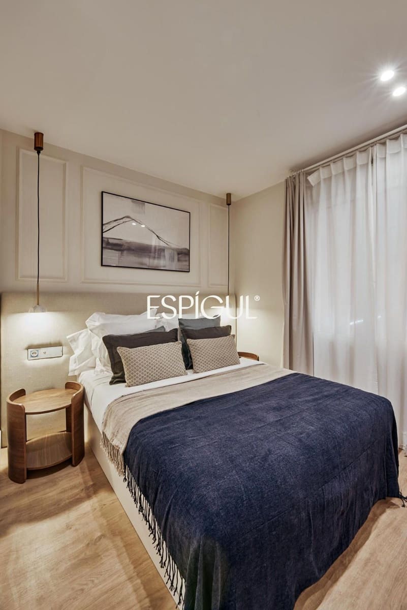 2 soveværelse Lejlighed til salg i Madrid by - € 1.859.000 (Ref: 10016258)