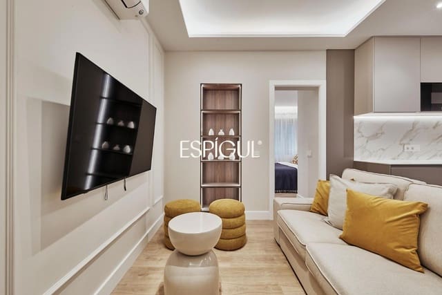 2 soveværelse Lejlighed til salg i Castellana, Madrid by - € 1.199.000 (Ref: 10016260)