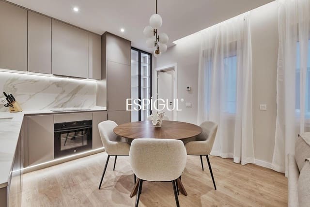 2 soveværelse Lejlighed til salg i Castellana, Madrid by - € 1.199.000 (Ref: 10016260)