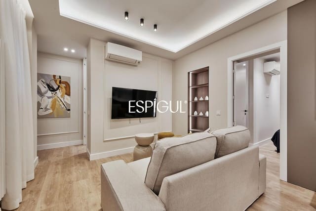 2 soveværelse Lejlighed til salg i Castellana, Madrid by - € 1.199.000 (Ref: 10016260)