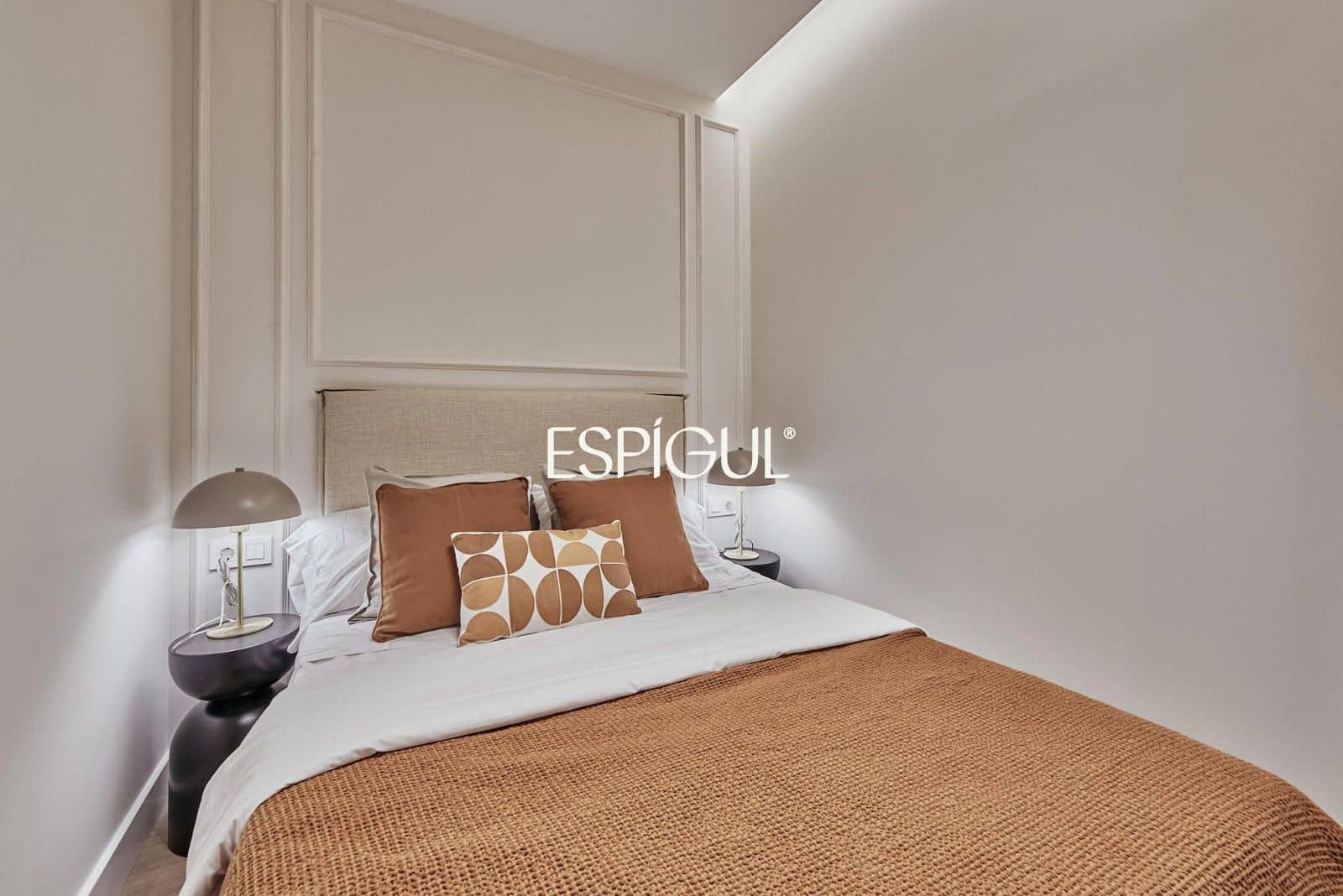 2 soveværelse Lejlighed til salg i Madrid by - € 1.199.000 (Ref: 10016260)