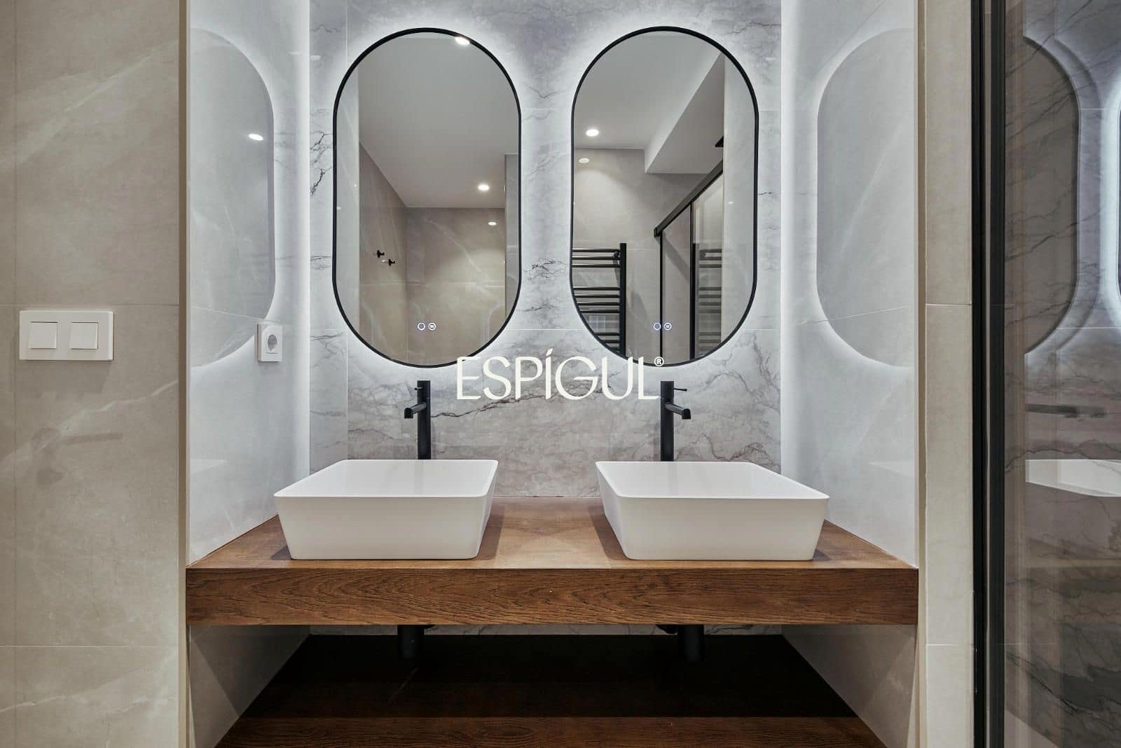 3 slaapkamer Flat te koop in Madrid stad - € 1.589.000 (Ref: 10016263)