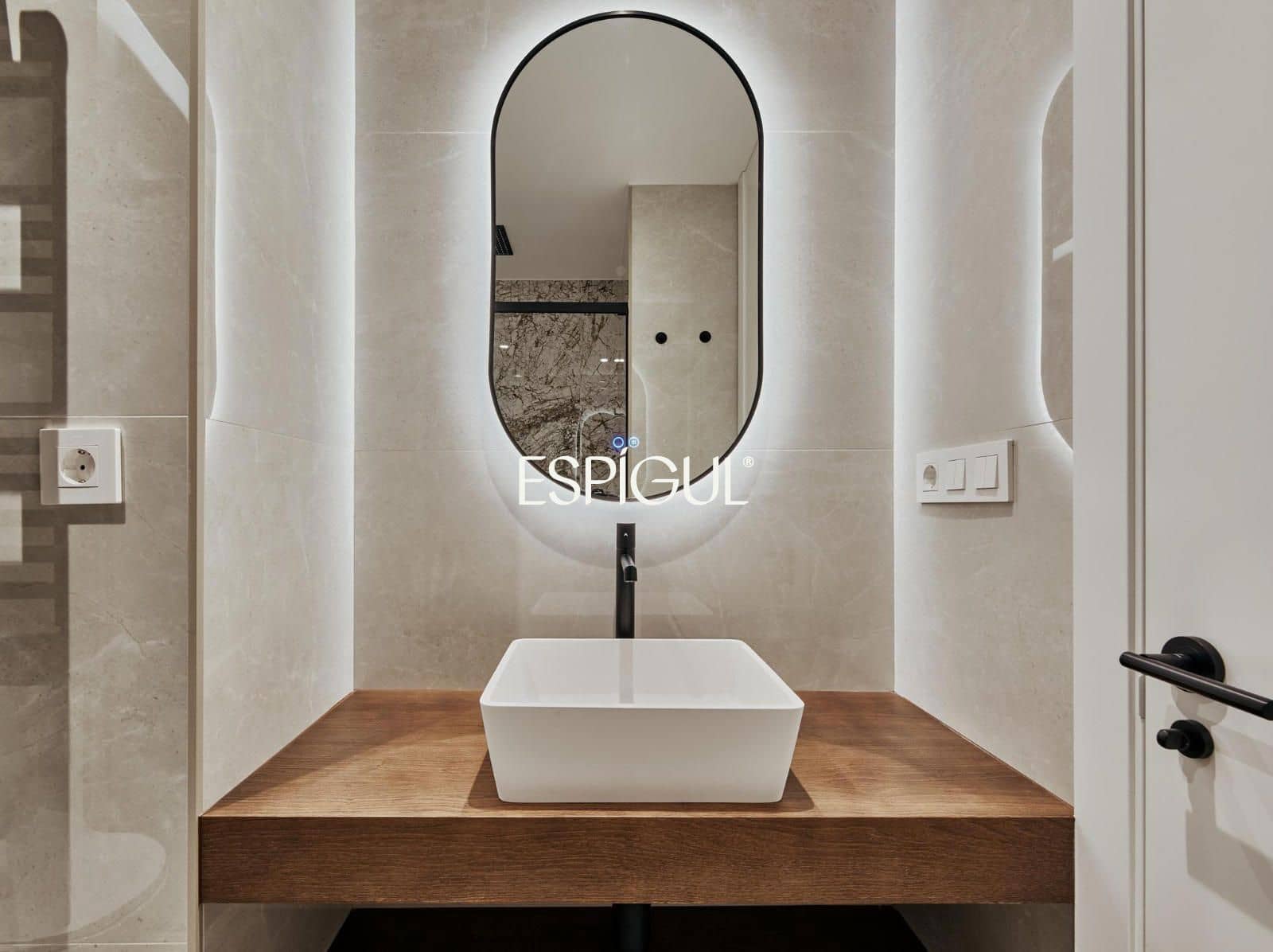 3 slaapkamer Flat te koop in Madrid stad - € 1.589.000 (Ref: 10016263)