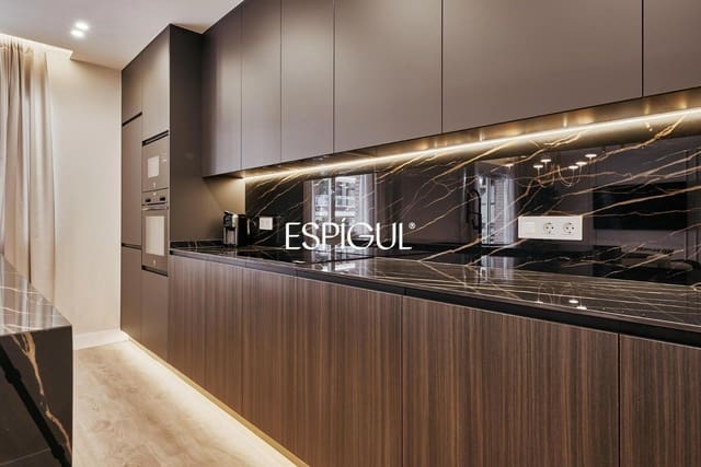 3 slaapkamer Flat te koop in Lista, Madrid stad met garage - € 2.189.000 (Ref: 10016266)