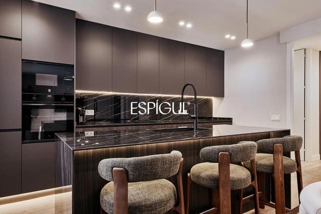 3 slaapkamer Flat te koop in Lista, Madrid stad met garage - € 2.189.000 (Ref: 10016266)