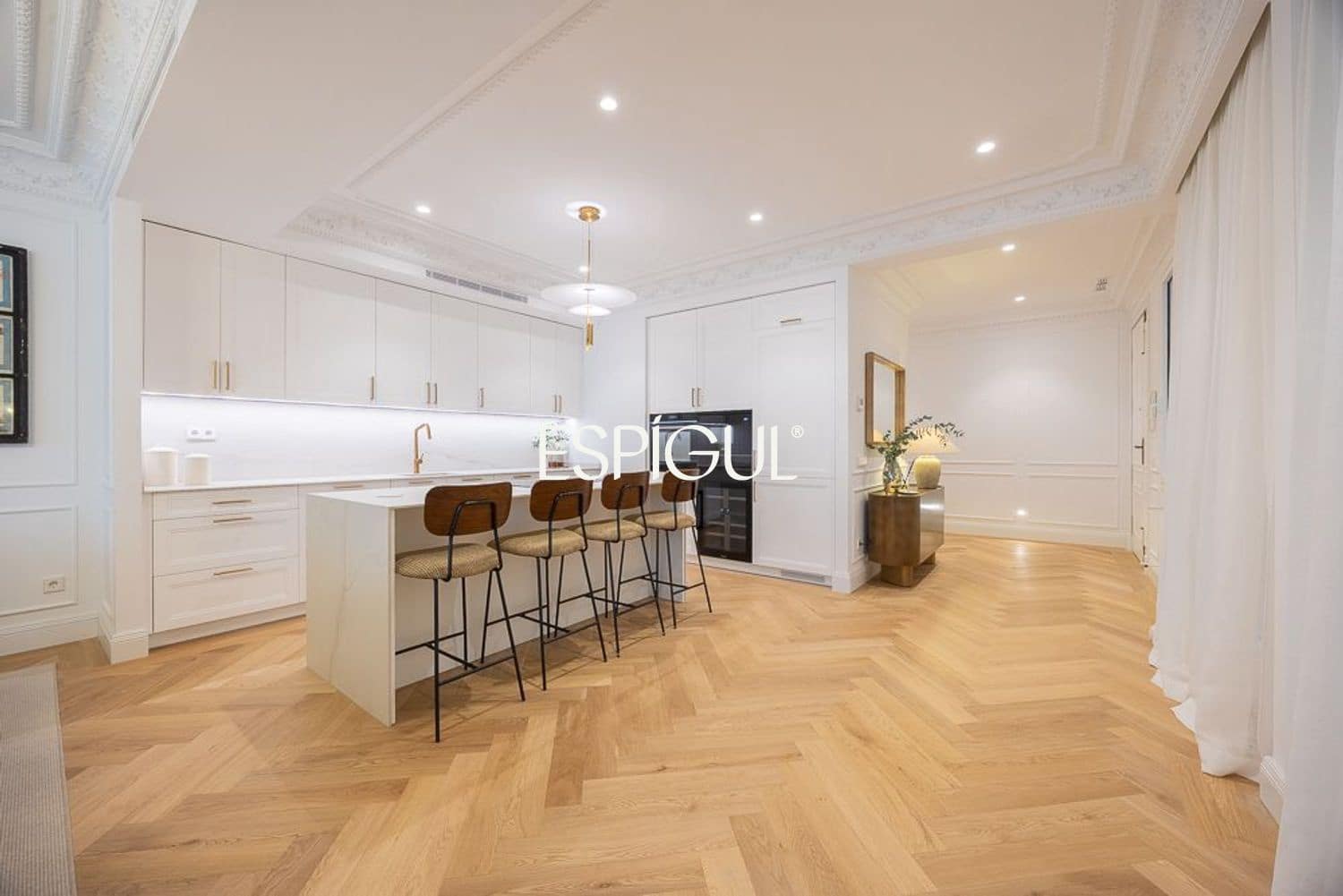 Piso de 4 habitaciones en Madrid ciudad en venta - 3.800.000 € (Ref: 10016268)