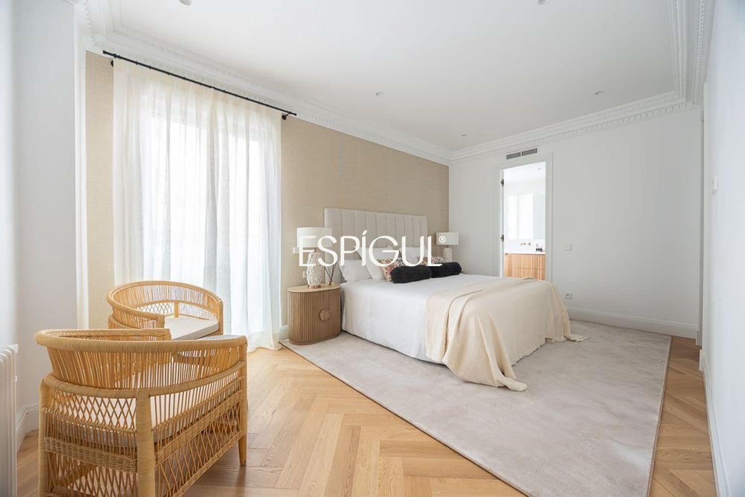 Piso de 4 habitaciones en Madrid ciudad en venta - 3.800.000 € (Ref: 10016268)