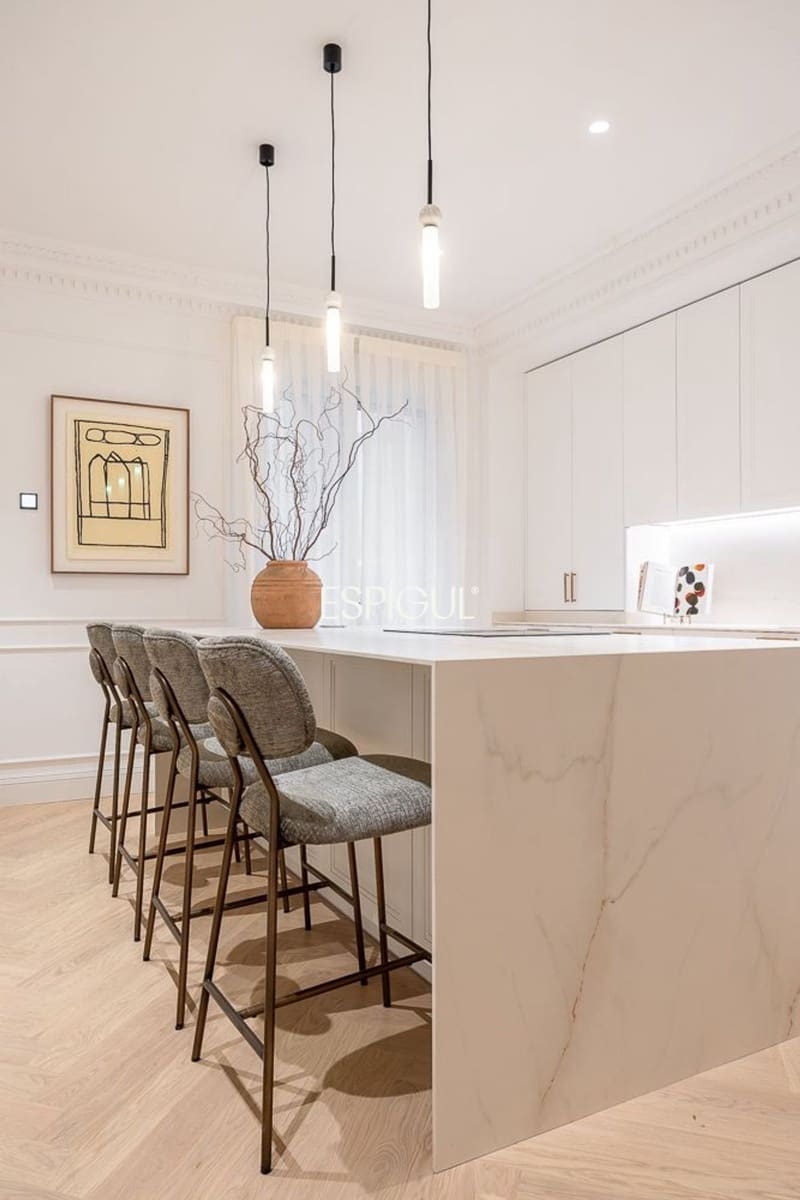 3 slaapkamer Flat te koop in Madrid stad - € 8.100.000 (Ref: 10016269)