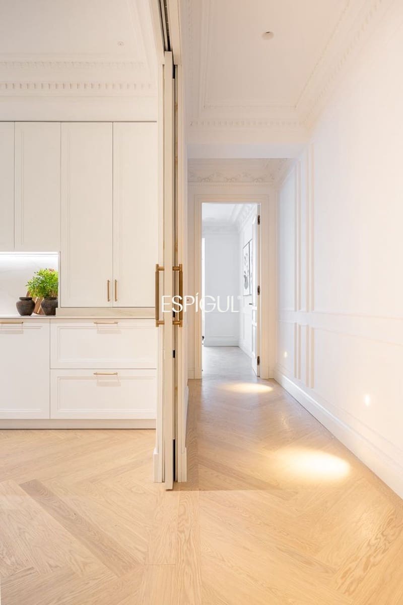 3 slaapkamer Flat te koop in Madrid stad - € 8.100.000 (Ref: 10016269)