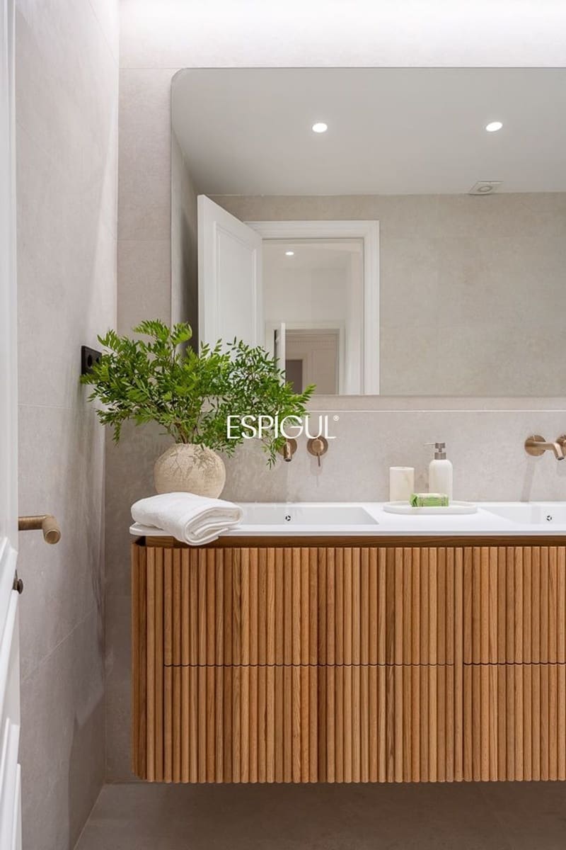 3 slaapkamer Flat te koop in Madrid stad - € 8.100.000 (Ref: 10016269)
