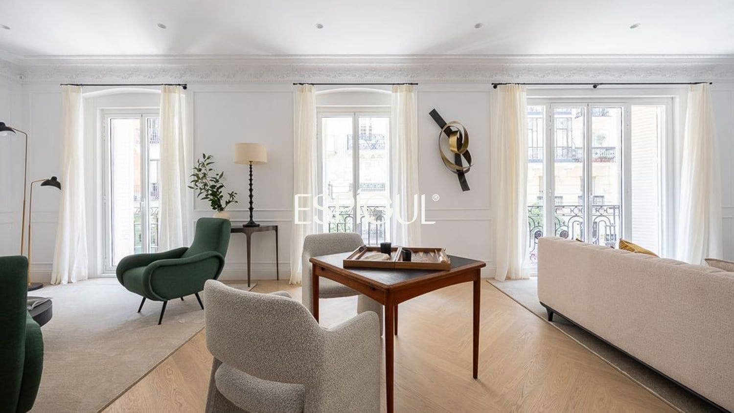 3 slaapkamer Flat te koop in Madrid stad - € 8.100.000 (Ref: 10016269)