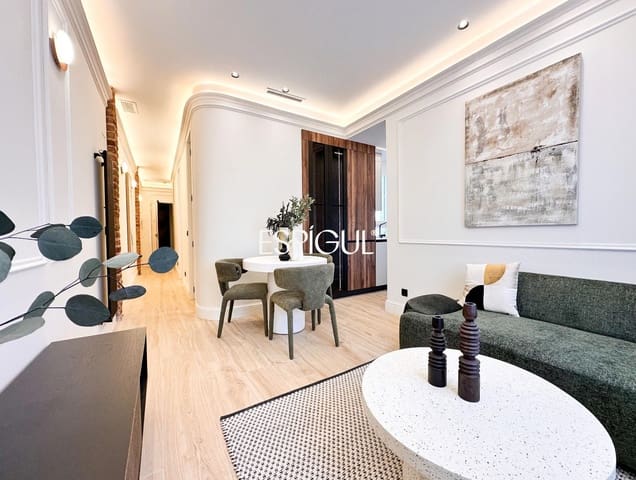 2 bedroom Flat for sale in Goya, Madrid city - € 835,000 (Ref: 10016272)