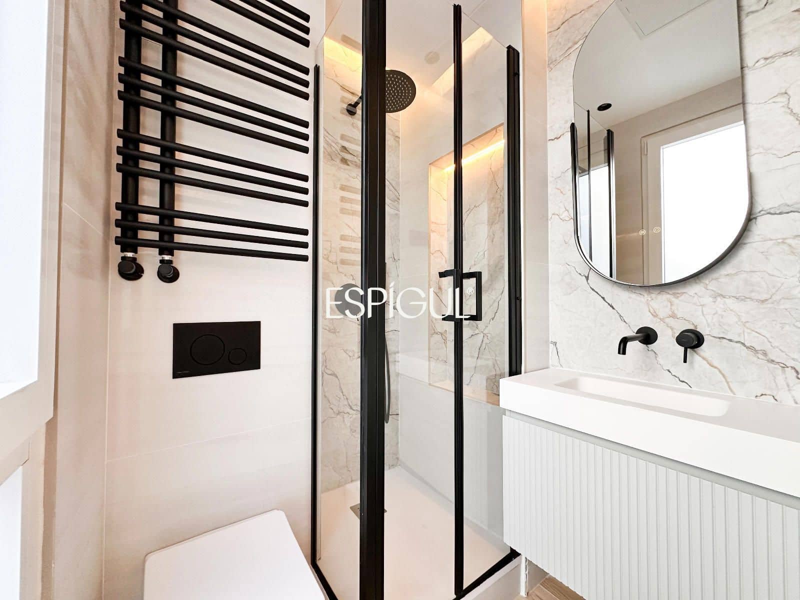 2 bedroom Flat for sale in Madrid city - € 835,000 (Ref: 10016272)