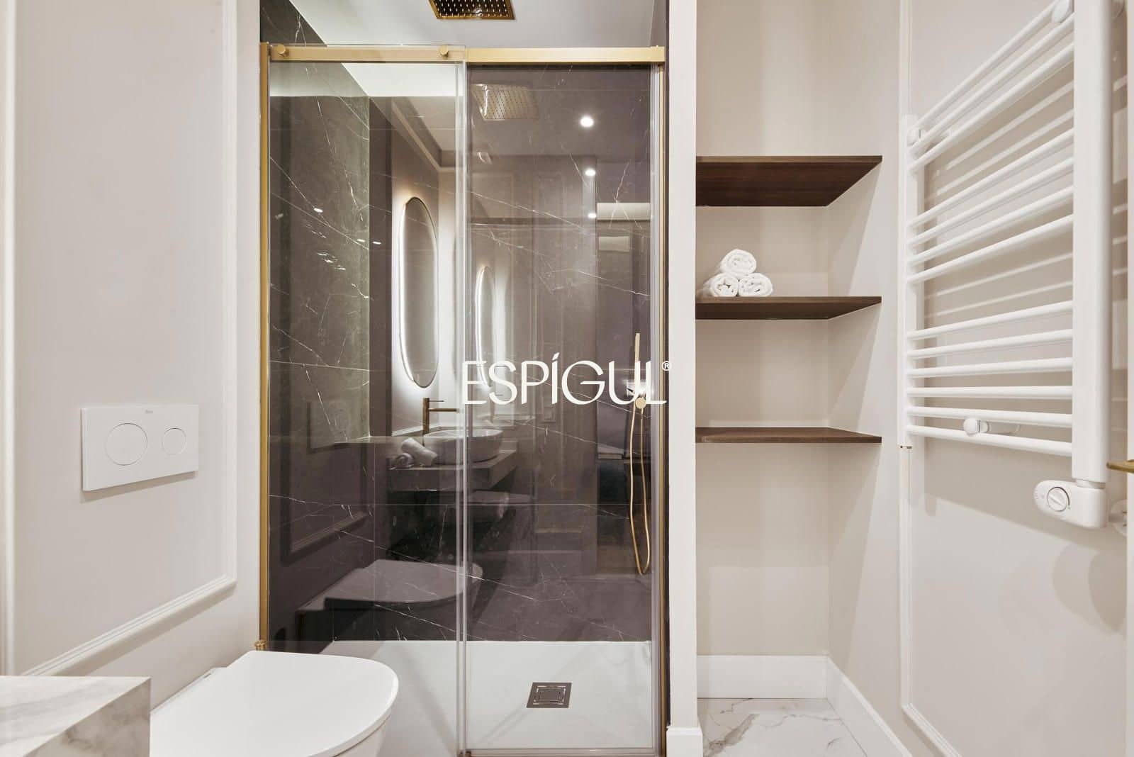Piso de 3 habitaciones en Madrid ciudad en venta - 1.269.000 € (Ref: 10016274)