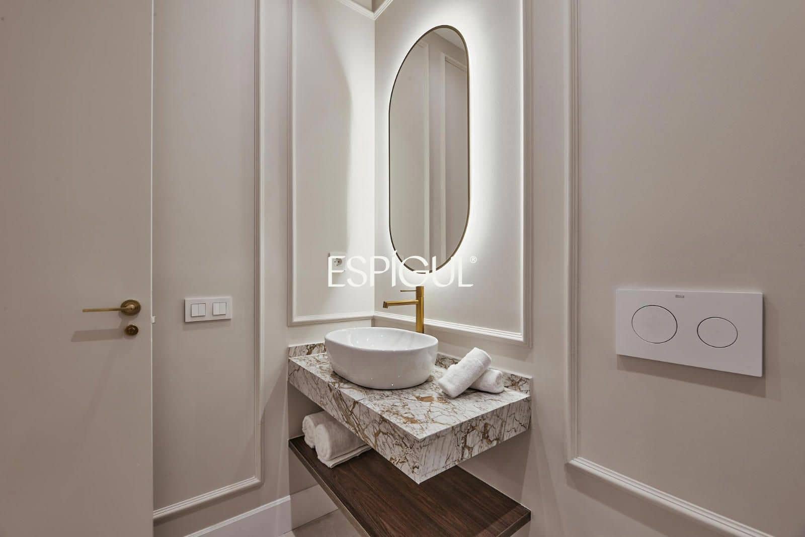 Piso de 3 habitaciones en Madrid ciudad en venta - 1.269.000 € (Ref: 10016274)