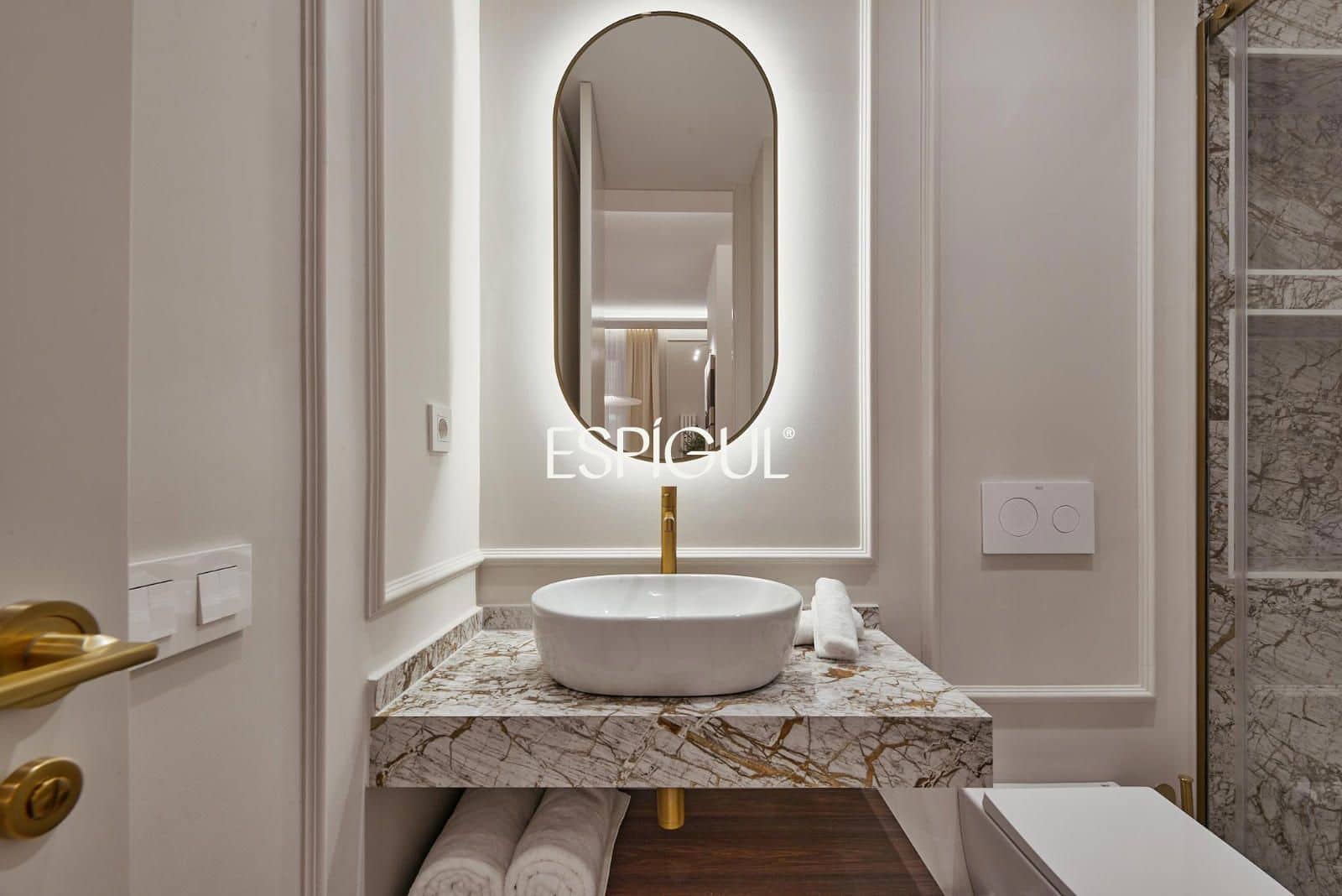 Piso de 3 habitaciones en Madrid ciudad en venta - 1.269.000 € (Ref: 10016274)