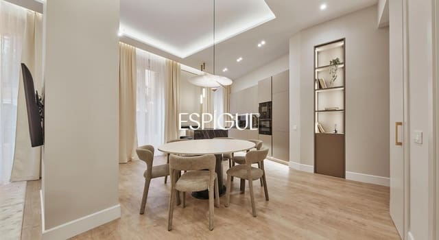 Piso de 3 habitaciones en Universidad, Madrid ciudad en venta - 1.269.000 € (Ref: 10016274)