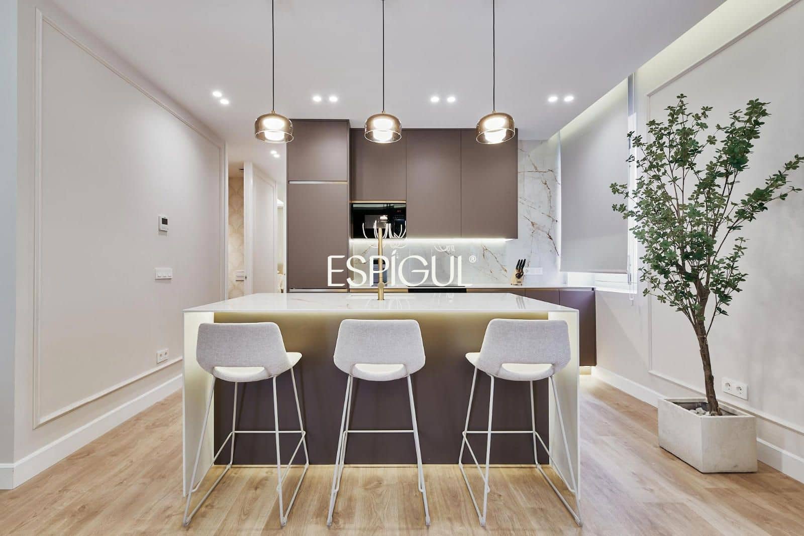 2 bedroom Flat for sale in Madrid city - € 1,609,000 (Ref: 10016276)