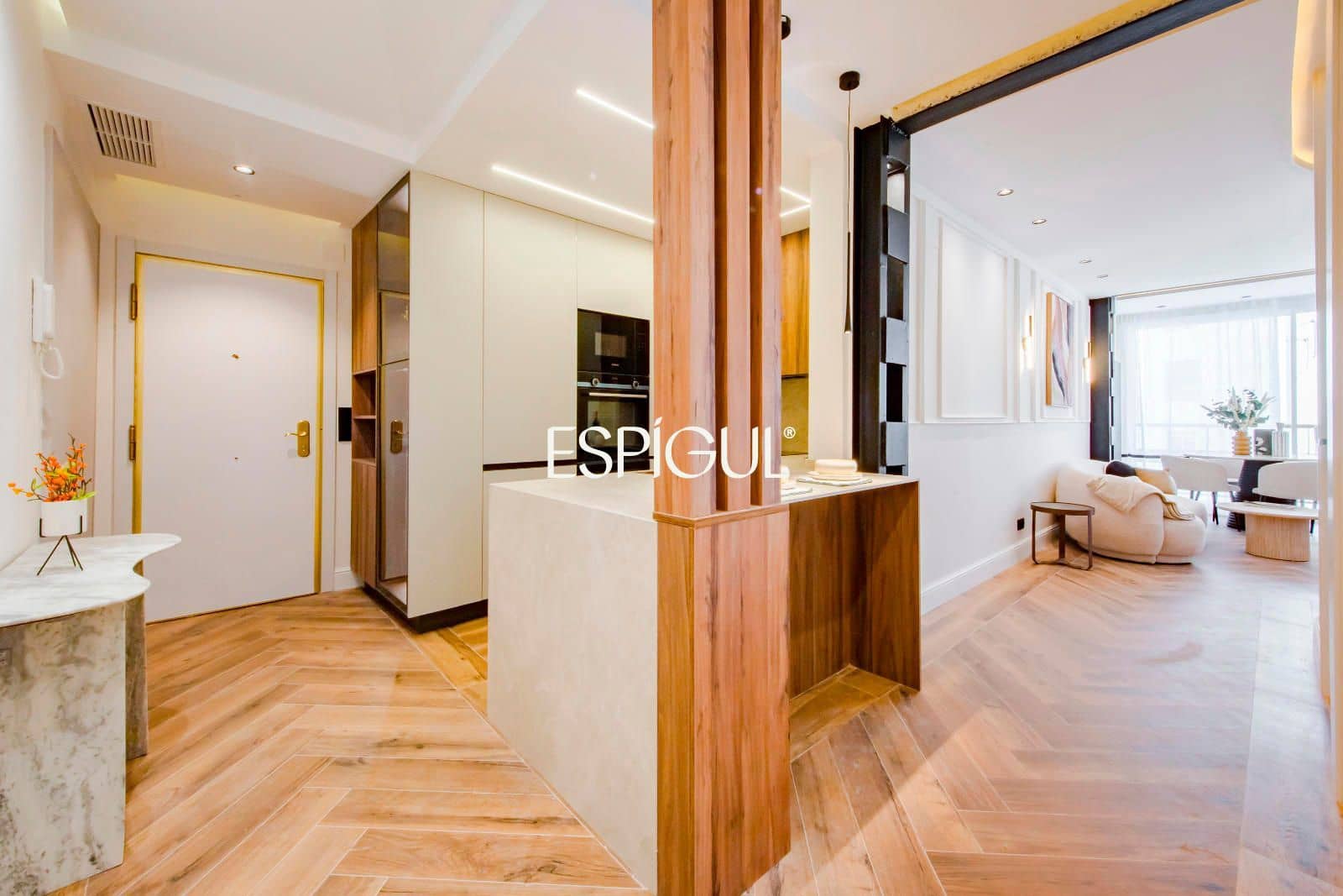 2 bedroom Flat for sale in Madrid city - € 1,225,000 (Ref: 10016279)