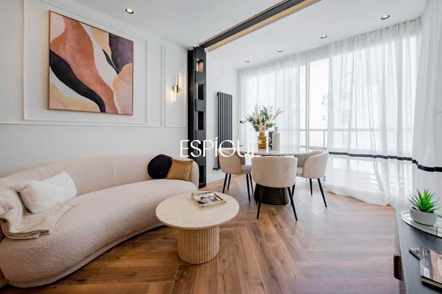 2 slaapkamer Flat te koop in Recoletos, Madrid stad - € 1.225.000 (Ref: 10016279)