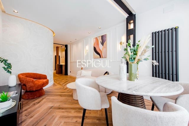 2 slaapkamer Flat te koop in Recoletos, Madrid stad - € 1.225.000 (Ref: 10016279)