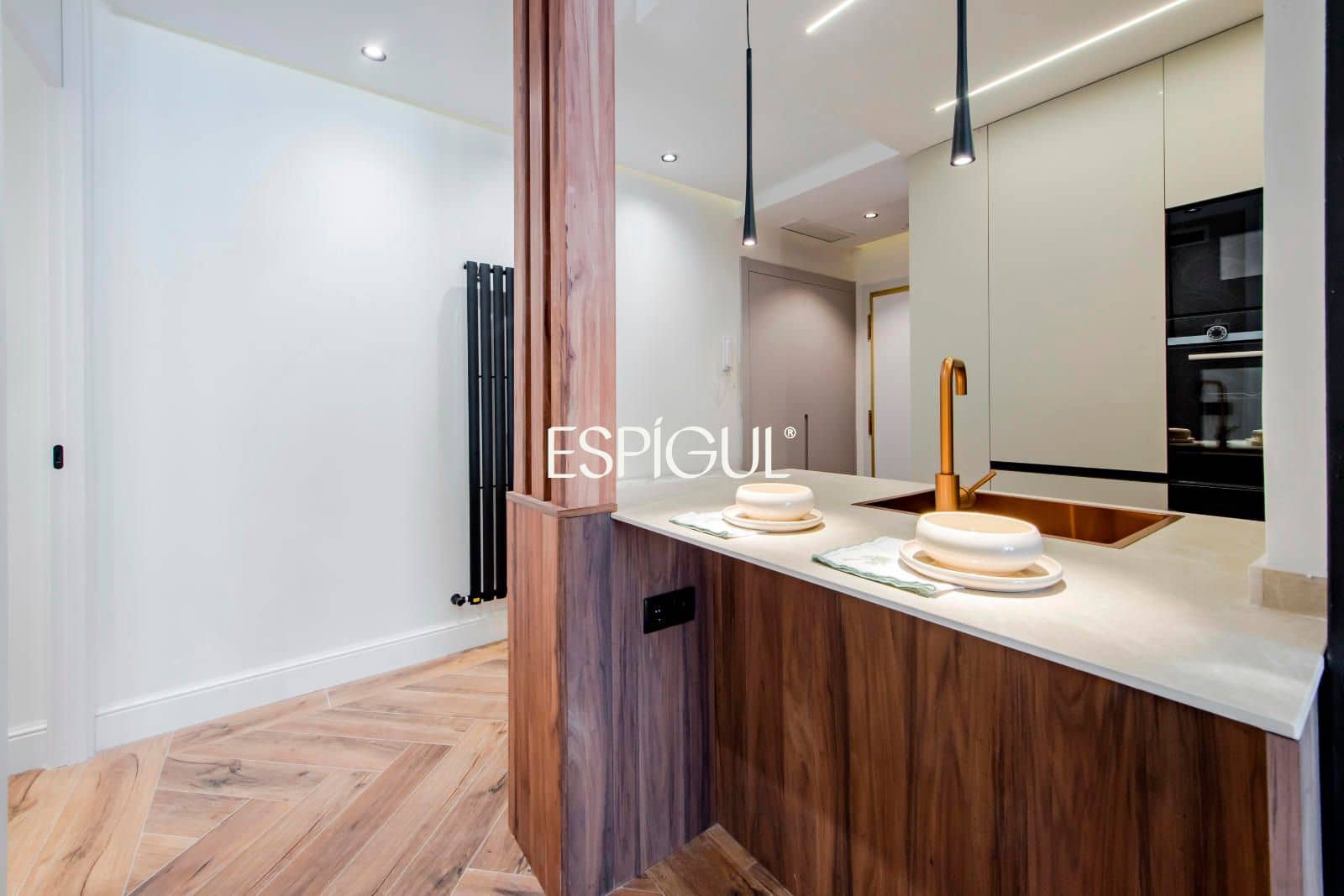 2 bedroom Flat for sale in Madrid city - € 1,225,000 (Ref: 10016279)