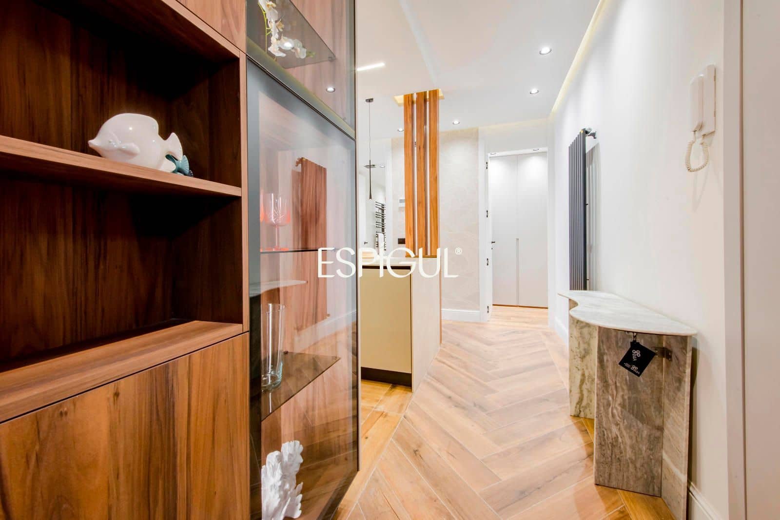 2 bedroom Flat for sale in Madrid city - € 1,225,000 (Ref: 10016279)