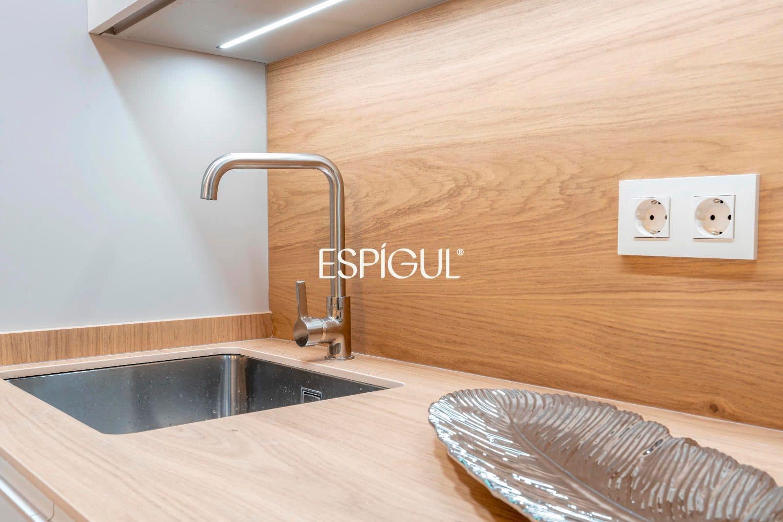 2 bedroom Flat for sale in Madrid city - € 1,175,000 (Ref: 10016281)