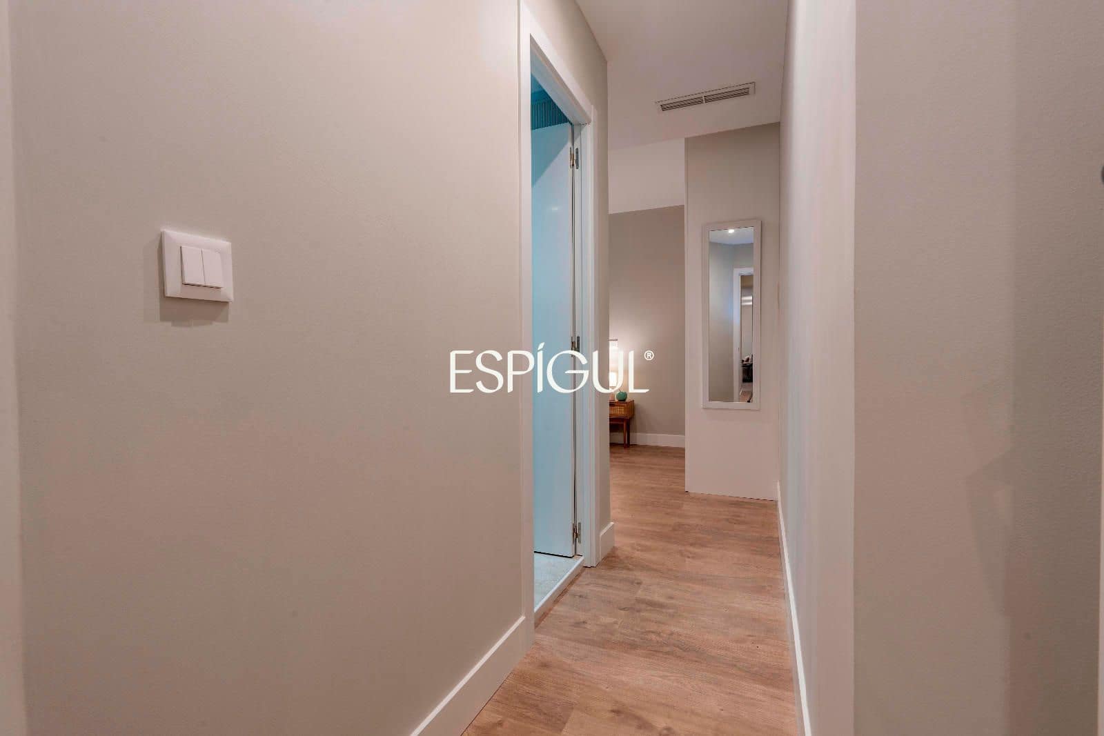 2 bedroom Flat for sale in Madrid city - € 1,175,000 (Ref: 10016281)