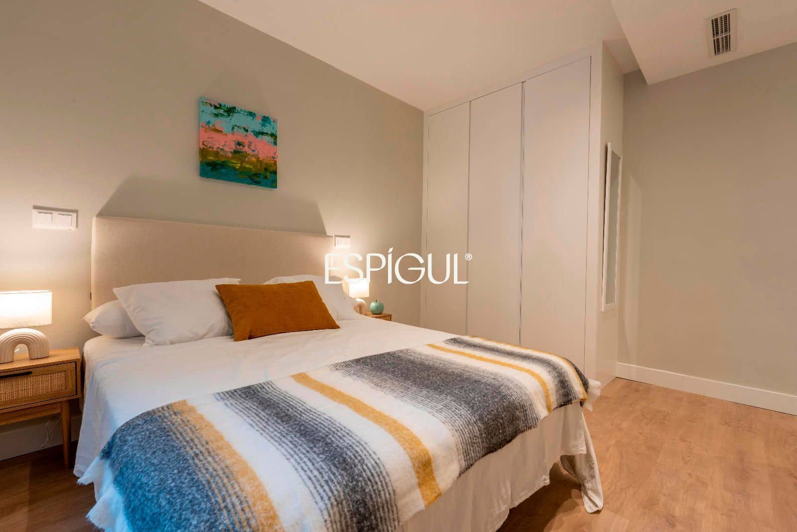 2 bedroom Flat for sale in Madrid city - € 1,175,000 (Ref: 10016281)