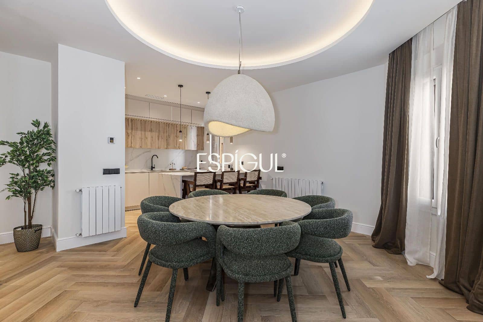 3 bedroom Flat for sale in Madrid city with garage - € 1,800,000 (Ref: 10016282)