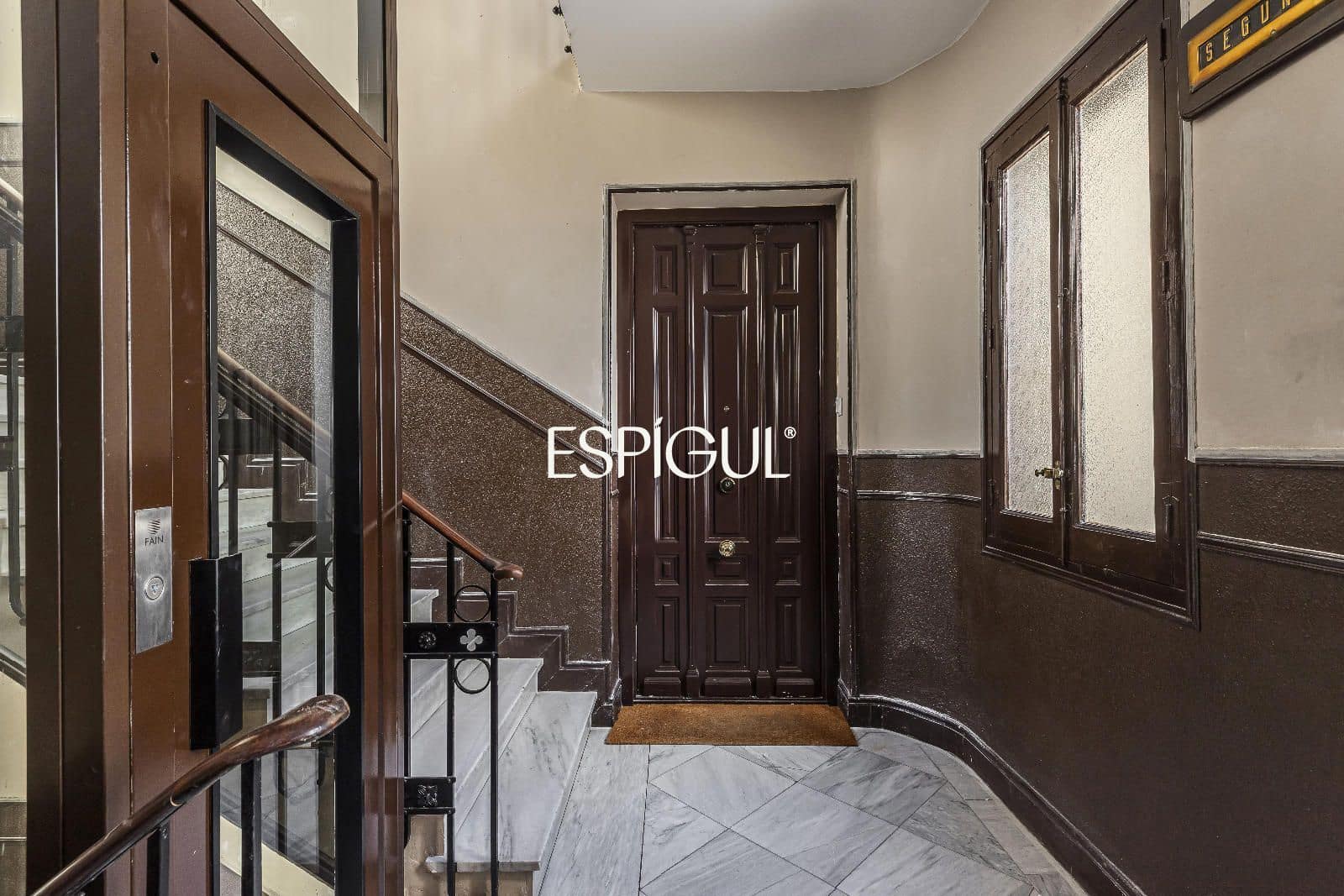 3 bedroom Flat for sale in Madrid city with garage - € 1,800,000 (Ref: 10016282)
