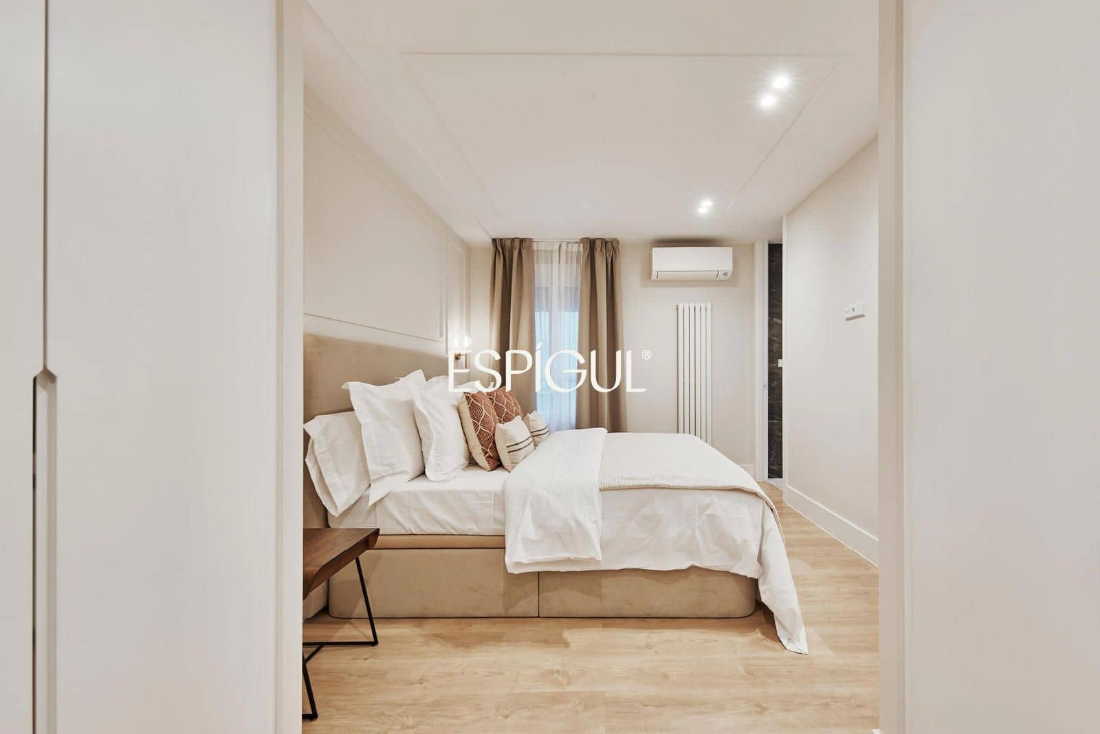 3 slaapkamer Flat te koop in Madrid stad met garage - € 2.409.000 (Ref: 10016283)