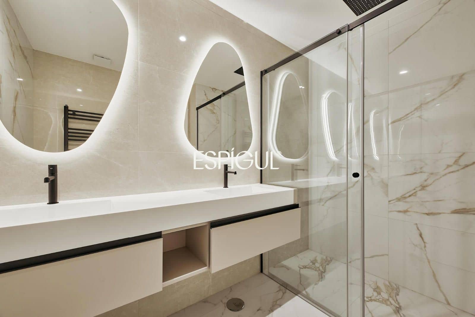 3 slaapkamer Flat te koop in Madrid stad met garage - € 2.409.000 (Ref: 10016283)