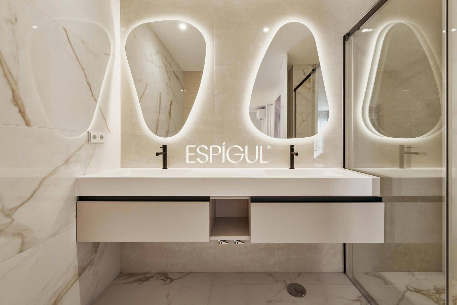 3 slaapkamer Flat te koop in Madrid stad met garage - € 2.409.000 (Ref: 10016283)