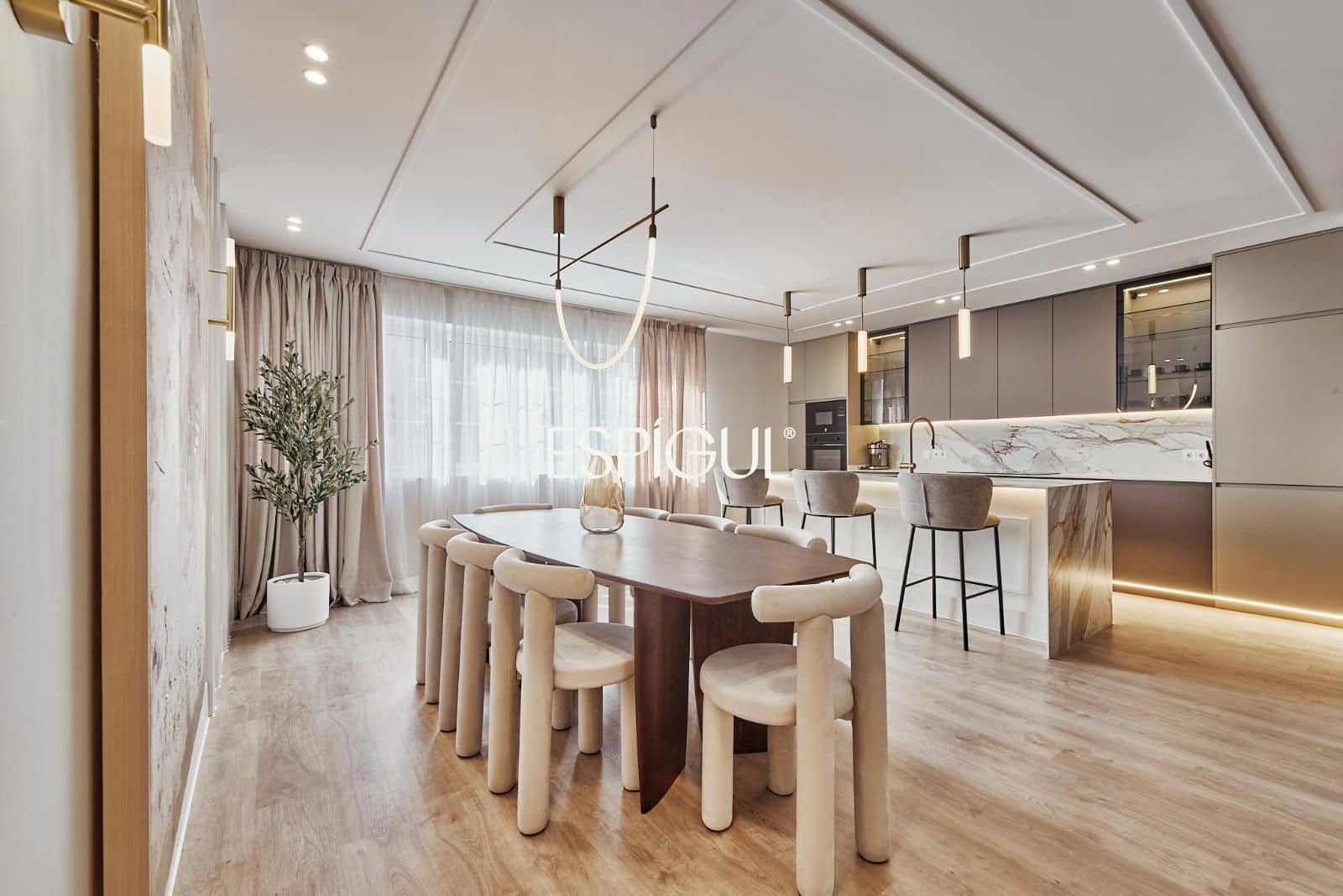 3 slaapkamer Flat te koop in Madrid stad met garage - € 2.409.000 (Ref: 10016283)