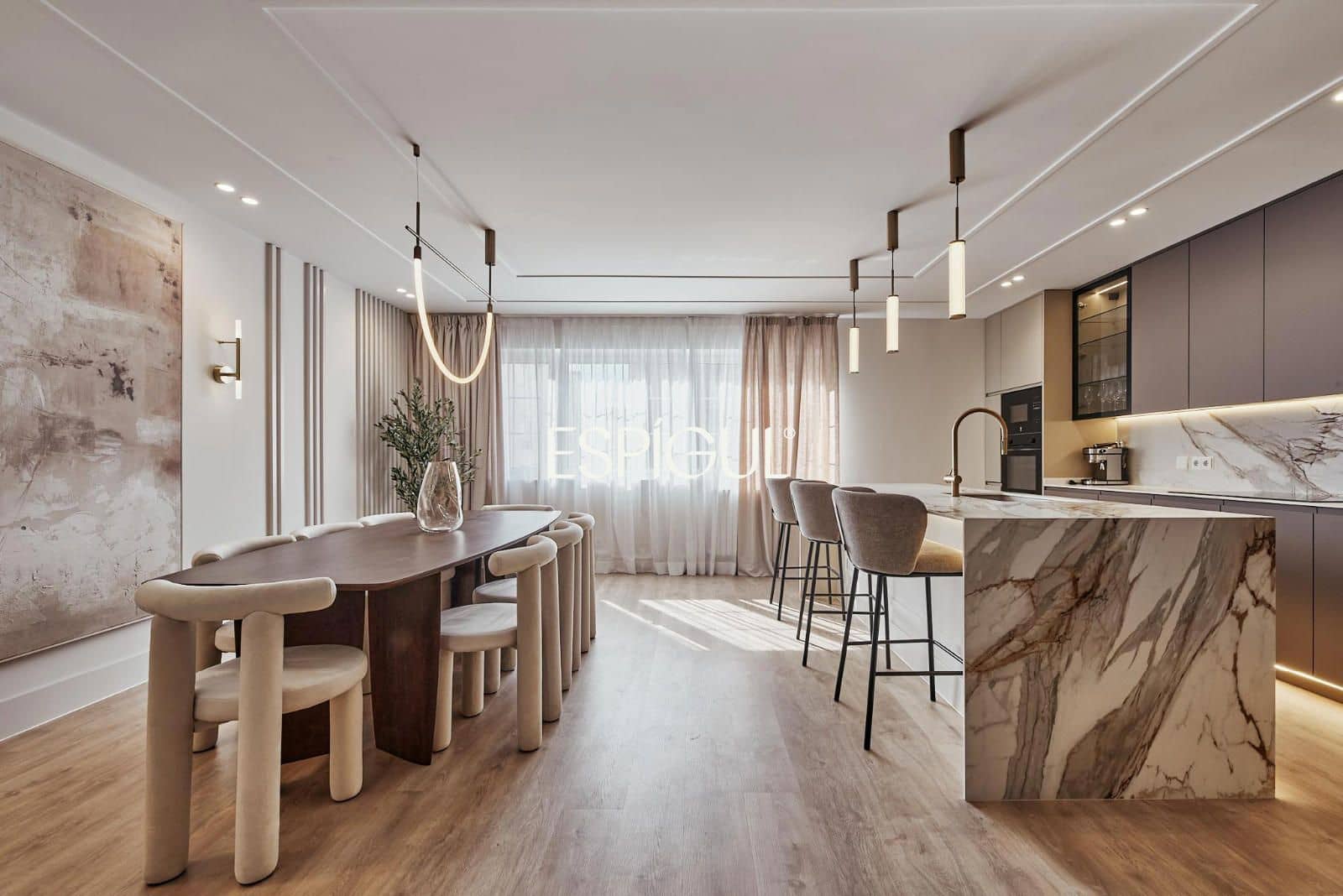 3 slaapkamer Flat te koop in Madrid stad met garage - € 2.409.000 (Ref: 10016283)